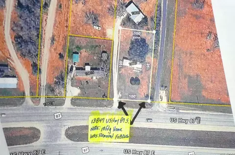 13847 Us Highway 87 S, Adkins, TX 78101