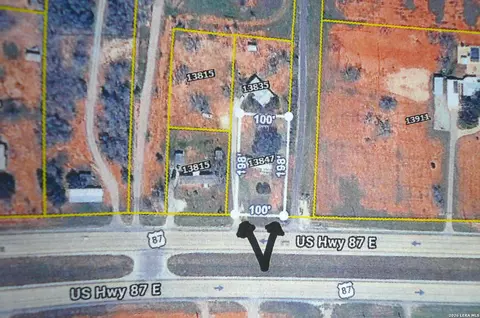 13847 Us Highway 87 S, Adkins, TX 78101