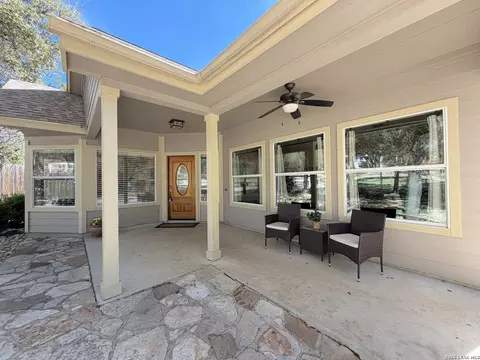 1660 And 1648 Westview Court Dr, Canyon Lake, TX 78133