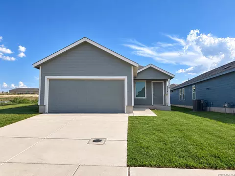 750 Thea Mdws, Marion, TX 78124