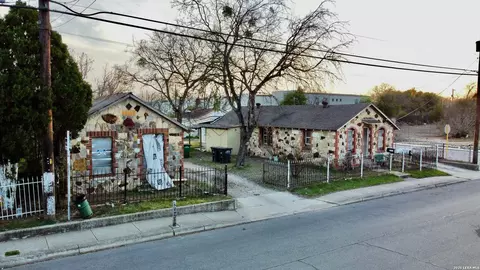 1000 Porter St, San Antonio, TX 78210