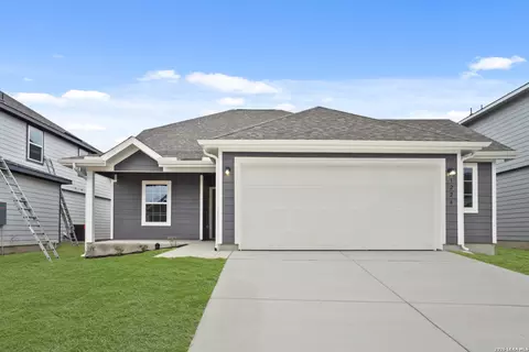 1224 Sweden, Seguin, TX 78155