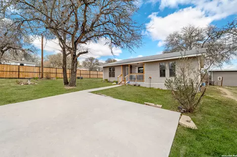 4315 Prelude Pass, Elmendorf, TX 78112
