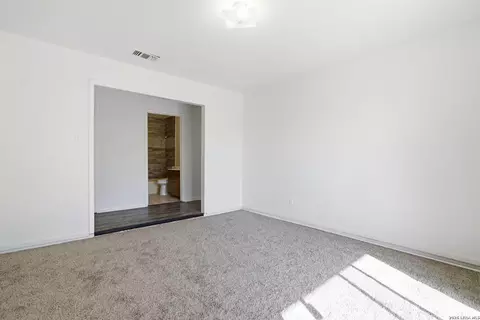 Other - 508 Crouch Ave, Devine, TX 78016 photo 2 of 5