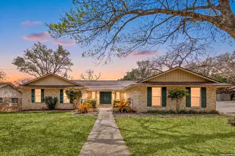 8318 Heraldry St, San Antonio, TX 78254