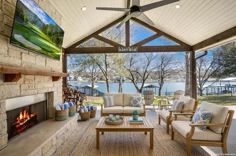 1001 Lakeshore, Marble Falls, TX 78654