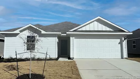 1005 Village Run, Seguin, TX 78155