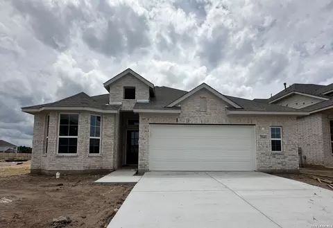 146 Stream St, Seguin, TX 78155