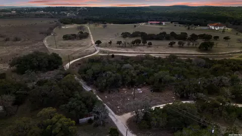 296 Recreation Ln, Spring Branch, TX 78070