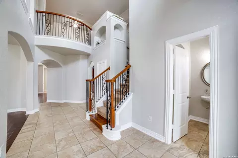 13835 Palatine Hl, San Antonio, TX 78253