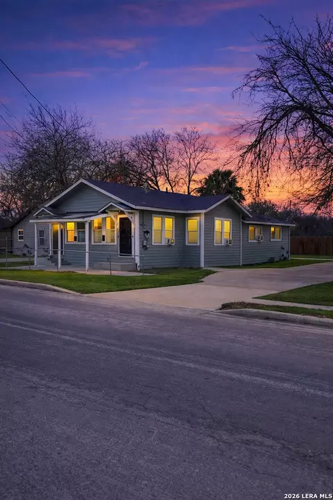 1306 Mesquite, San Antonio, TX 78210