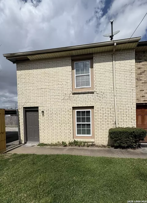 1403 Blalock #5, Houston, TX 77055