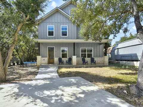 660 Mockingbird, Canyon Lake, TX 78133
