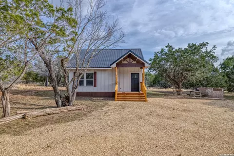 Exterior - 60 Loop, Uvalde, TX 78801 photo 3 of 9