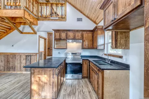 Kitchen - 60 Loop, Uvalde, TX 78801 photo 1 of 1