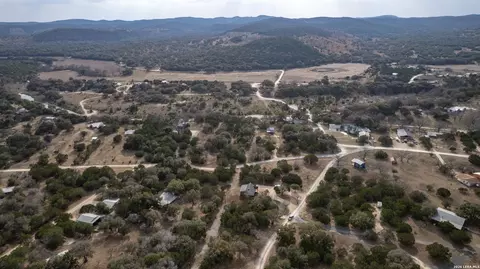 View/Area - 60 Loop, Uvalde, TX 78801 photo 7 of 10