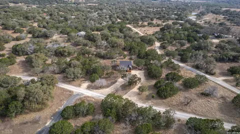 View/Area - 60 Loop, Uvalde, TX 78801 photo 1 of 10