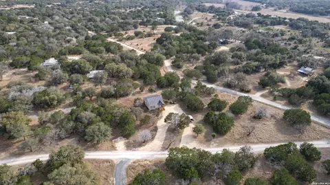 View/Area - 60 Loop, Uvalde, TX 78801 photo 3 of 10