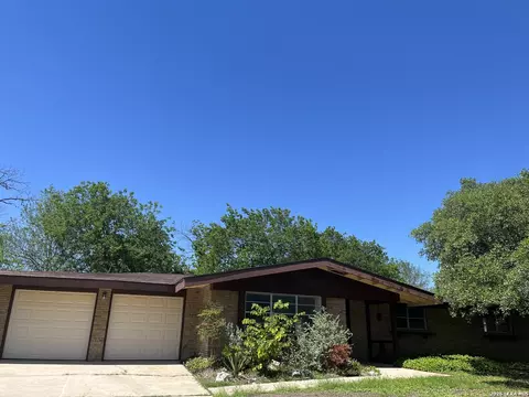 425 Driftwind, Windcrest, TX 78239
