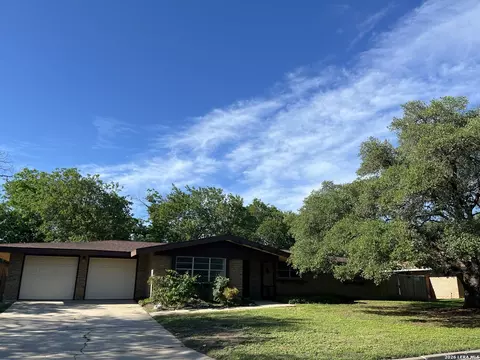 425 Driftwind, Windcrest, TX 78239