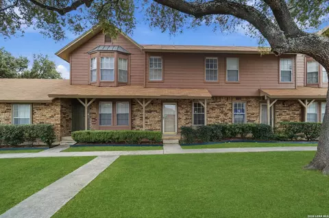 10254 Dover Rdg #203, San Antonio, TX 78250