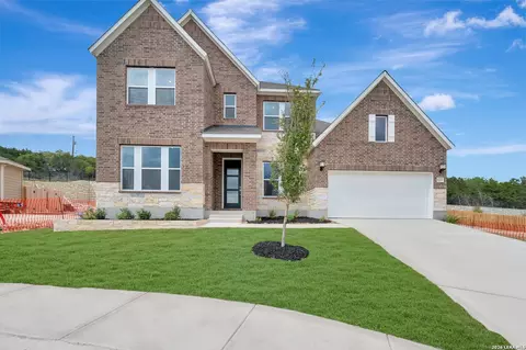 10027 Grandview Rd, Boerne, TX 78006