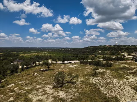 906 Blueridge, Canyon Lake, TX 78133