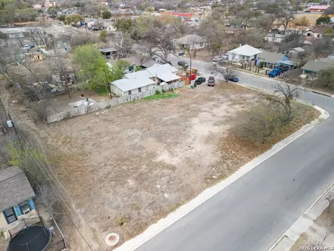 4002 W Salinas, San Antonio, TX 78207