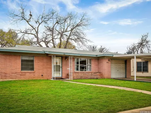 4630 Seabreeze Dr, San Antonio, TX 78220