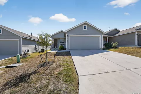 13930 Silos Mdws, San Antonio, TX 78252