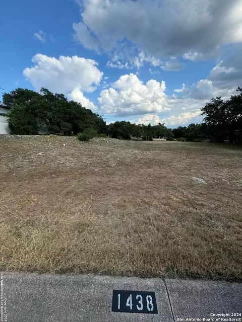 1438 Whisper Mtn, San Antonio, TX 78258