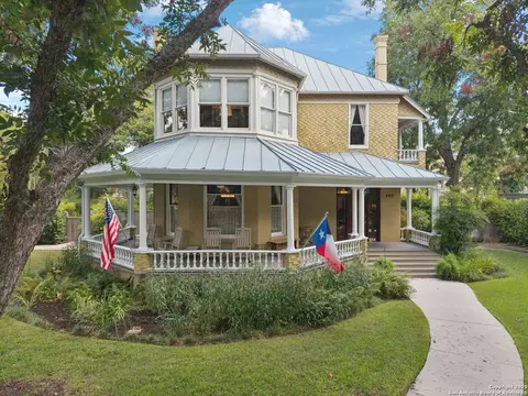 402 Madison, San Antonio, TX 78204