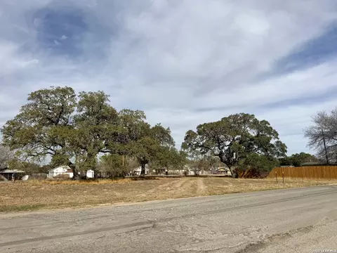 tbd W Dilley, Devine, TX 78016