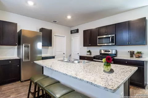 4831 Vogesite Path, San Antonio, TX 78253