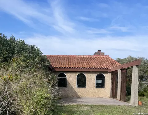 429 Yorktown, Corpus Christi, TX 78418
