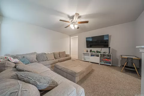 Living - 15623 Mint Patch Mdw, Von Ormy, TX 78073 photo 1 of 1