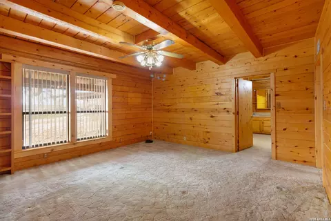 Living - 22100 2 Senior, Von Ormy, TX 78073 photo 4 of 4