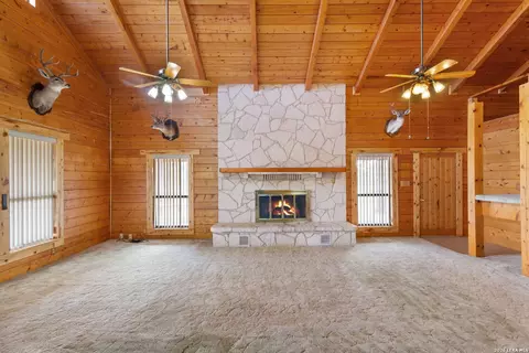 Living - 22100 2 Senior, Von Ormy, TX 78073 photo 3 of 4