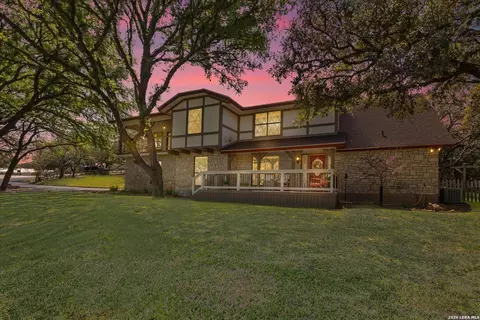 110 Indian Knl, Boerne, TX 78006