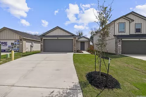 730 Jennifer Way, New Braunfels, TX 78130