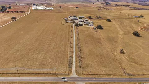 4456 Fm 536, Pleasanton, TX 78064
