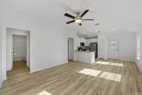 Living - 14906 Telfaire Mdw, Von Ormy, TX 78073 photo 2 of 4