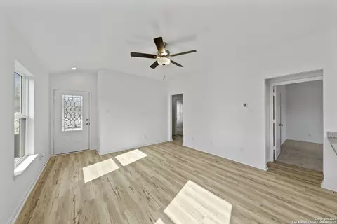 Living - 14906 Telfaire Mdw, Von Ormy, TX 78073 photo 4 of 4