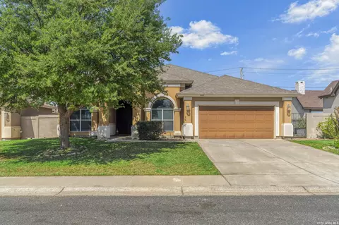 1105 Coahuila Loop, Laredo, TX 78045