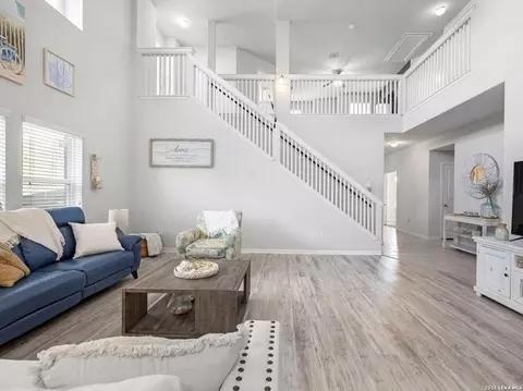 8935 Holland Park, Converse, TX 78109