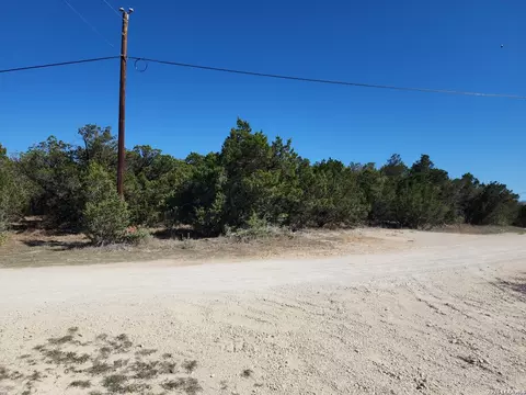 1951 Camino Alto, San Marcos, TX 78666
