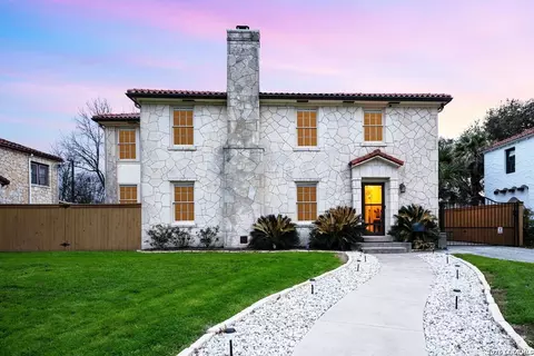 218 Mary Louise, San Antonio, TX 78201
