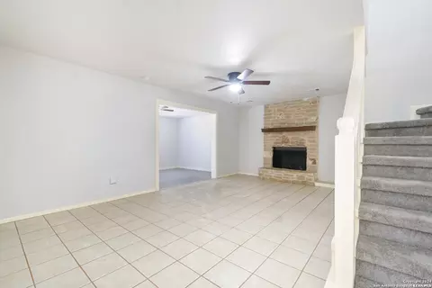 8401 Timber Crst, San Antonio, TX 78250