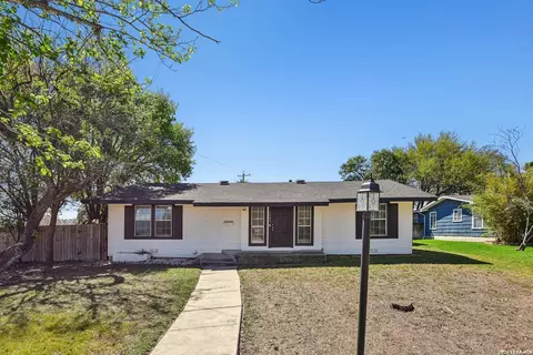 1080 Ivy, Terrell Hills, TX 78209