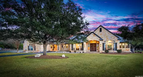 1806 Cordillera Trce, Boerne, TX 78006